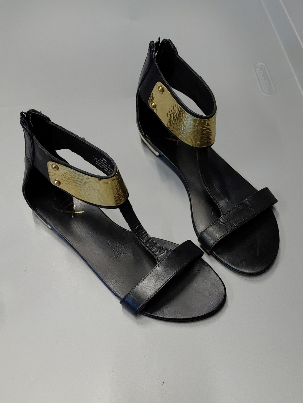 THE MIX 8 Genuine Leather Black Sandals Gold Accent Ankle Strap Gladiator